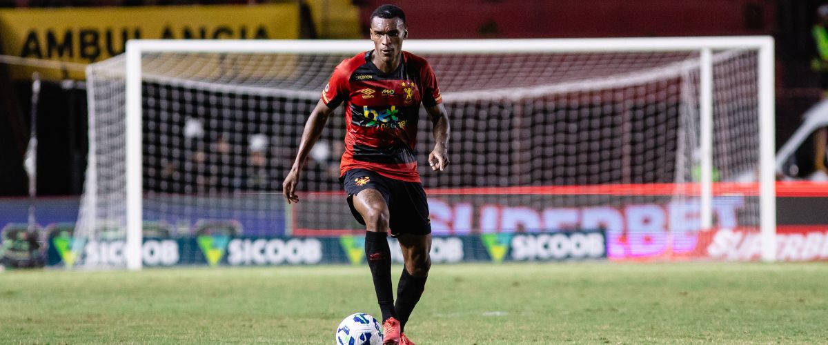 Athletico mapeia mercado por dois novos laterais-direitos