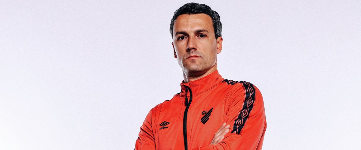 Comunicado foi feito pelo clube na manhã desta quarta-feira (11); Possebon chegou ao Furacão em julho de 2024
