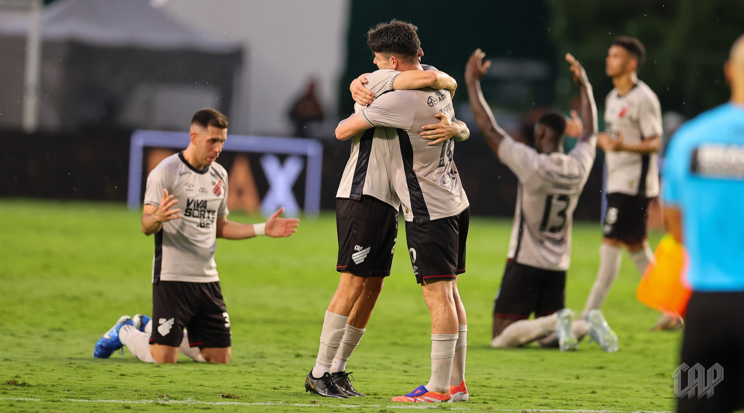 Athletico só depende de suas vitórias para conquistar vaga